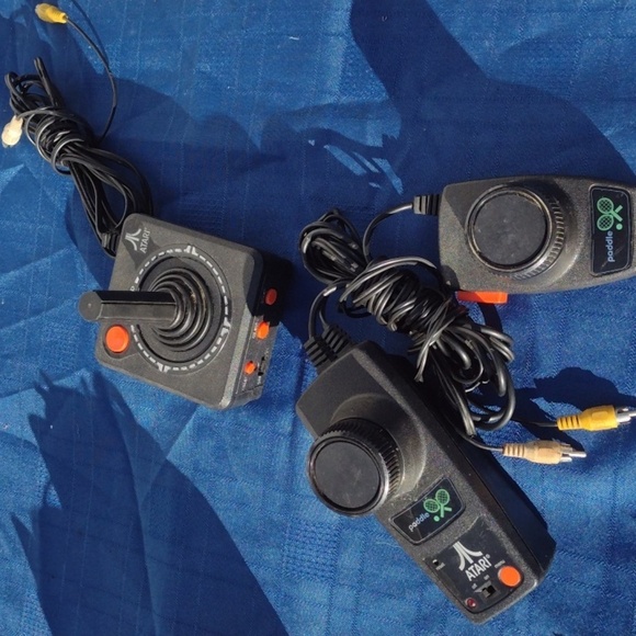 Atari Video Games - Picture 1 of 3